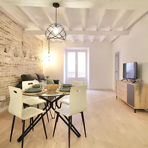 https://mediterranean-way-cavaller-suites.top-hotels-tarragona.com